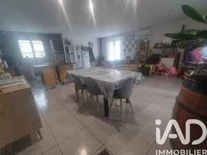 House at Saint-Germain-d'Esteuil (33340)