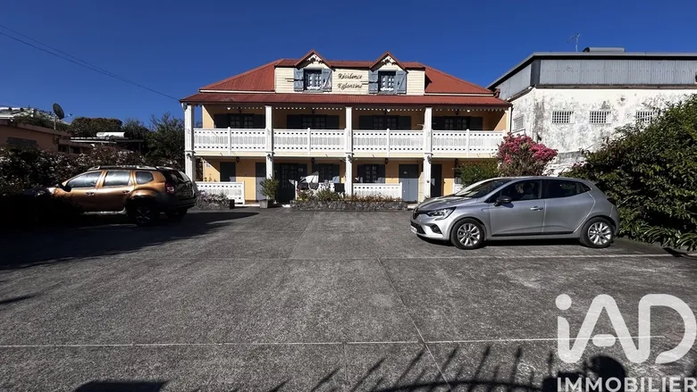 Immeuble 160 m² · à Cilaos · 160 m² · 450 000 €