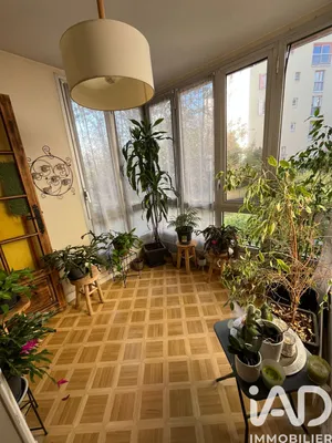 Apartment at Les Ulis (91940)