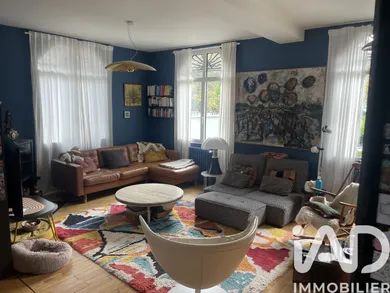 Maison à Saint-Cyr-sur-Loire (37540)