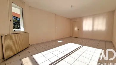 Apartment in Dax (40100)