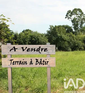 Building plot at Saint-Cyr-des-Gâts (85410)