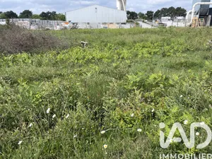 Land at Landaul (56690)