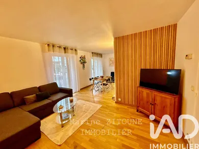 Appartement à Champs-sur-Marne (77420)