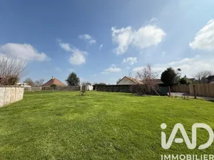 Land at Beuzeville (27210)