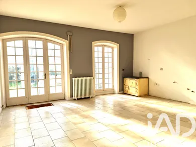 Townhouse in Cognac (16100)