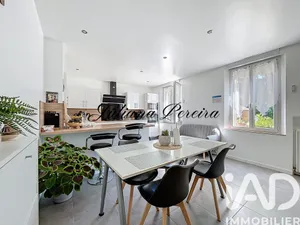 House in fontenay saint pere  (78440)