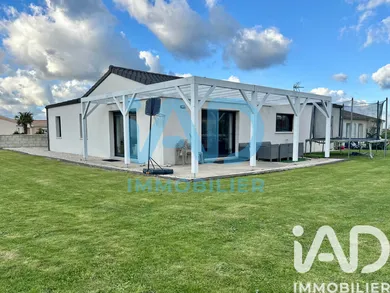 Maison à Thénac (17460)