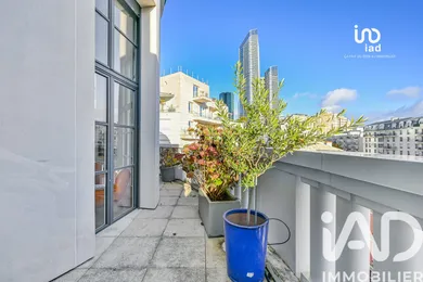 Apartment at Puteaux (92800)