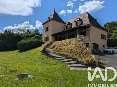 House in Saint-Cyprien (24220)