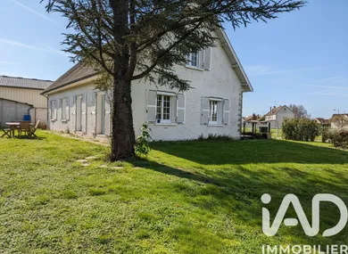 Detached house in Gaye (51120)