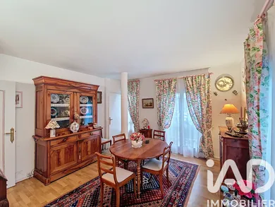 Apartment in Meudon (92360)