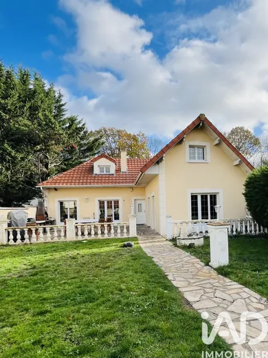 House at Montigny-lès-Cormeilles (95370)