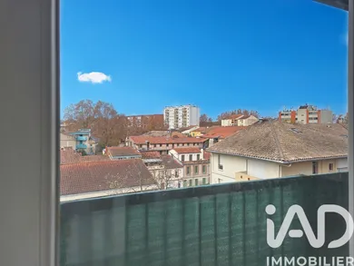 Apartment in Toulouse (31300)