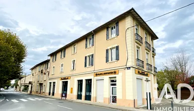 Immeuble à Loures-Barousse (65370)