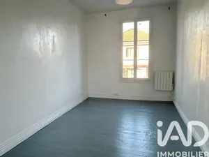 Apartment at Aubervilliers (93300)