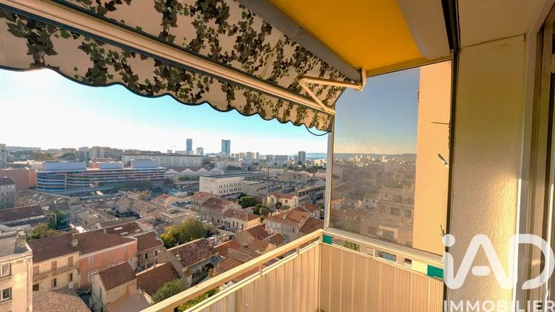 Appartement 3 pièces 60 m² · à Marseille · 60 m² · 90 000 €