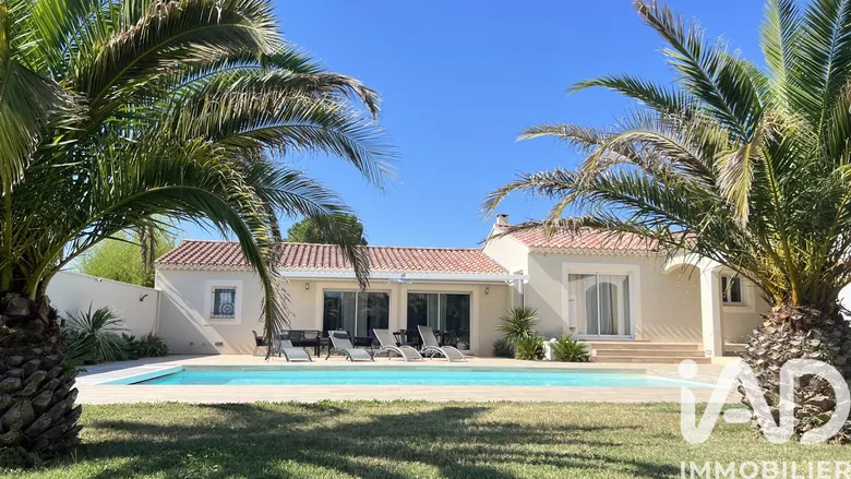 Maison 11 pièces 275 m² · à Aubignan · 275 m² · 820 000 €