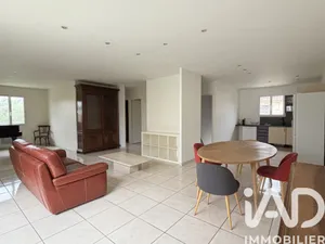 Maison traditionnelle à Branne (33420)