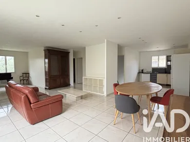 Maison traditionnelle à Branne (33420)