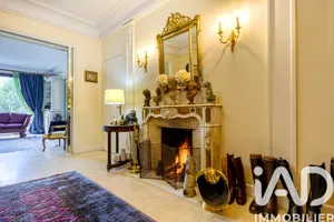 Duplex at Paris (75016)