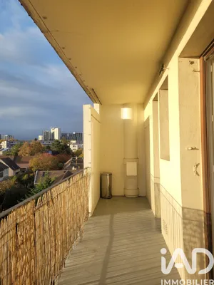 Apartment at Villejuif (94800)