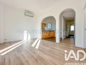 Apartment at Bandol (83150)