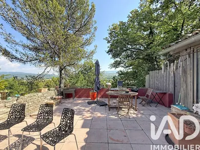 Maison de campagne à Goult (84220)