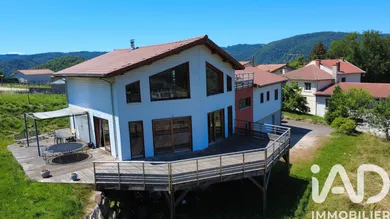 Architectural house in Saint-Paul-en-Cornillon (42240)
