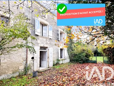 Traditional house at Fontenille-Saint-Martin-d'Entraigues (79110)