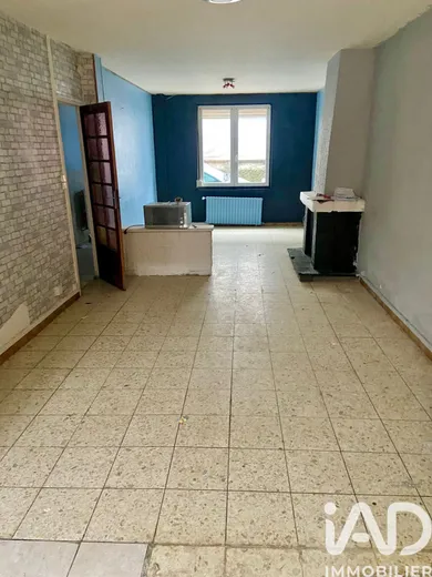 Townhouse at Saint-Quentin (02100)