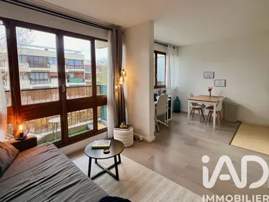 Studio à Le Chesnay (78150)