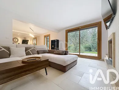 House at Rubelles (77950)