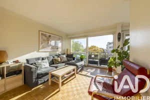 Apartment at Saint-Maur-des-Fossés (94100)