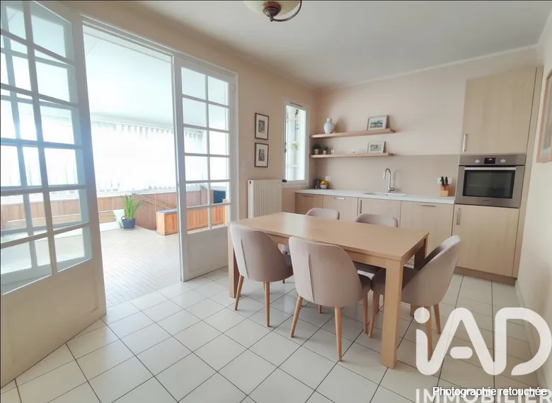 Maison 10 pièces 204 m² · à Loireauxence · 204 m² · 158 000 €