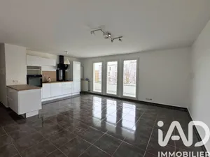 Appartement à Sainte-Geneviève-des-Bois (91700)