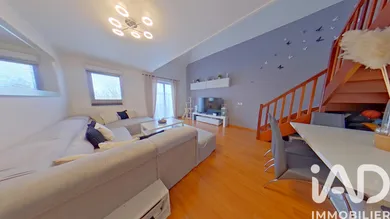 Apartment in Moissy-Cramayel (77550)