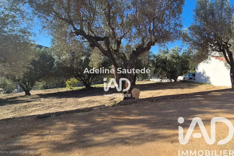 Terrain 131 m² · à Saint-Cyr-sur-Mer · 131 m² · 334 000 €