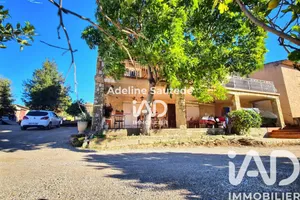 Maison à Saint-Cyr-sur-Mer (83270)
