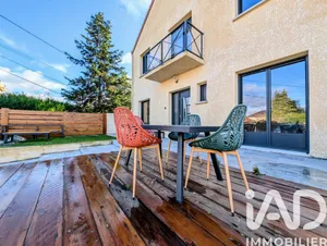 House at Les Mureaux (78130)