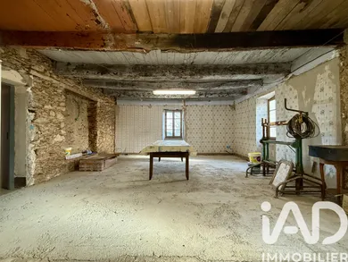 Maison de campagne à La Salvetat Peyralès (12440)