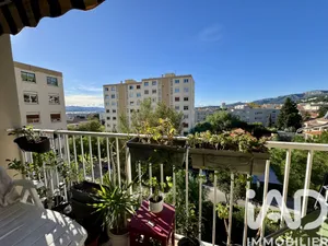 Apartment in Toulon (83000)