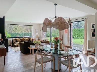 Maison à Croix (59170)