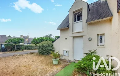 Traditional house at Batz-sur-Mer (44740)