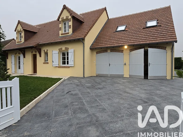Maison 7 pièces 154 m² · à Villebarou · 154 m² · 348 000 €