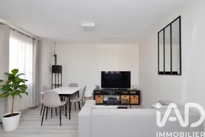 Apartment at Ferrières-en-Brie (77164)