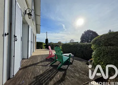 Pavillon à Parthenay (79200)