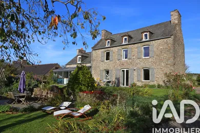 Maison de campagne à LANGROLAY-SUR-RANCE (22490)