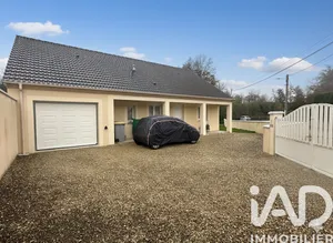 House at Marsangy (89500)