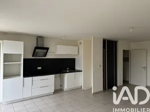 Apartment in Saint-Fargeau-Ponthierry (77310)